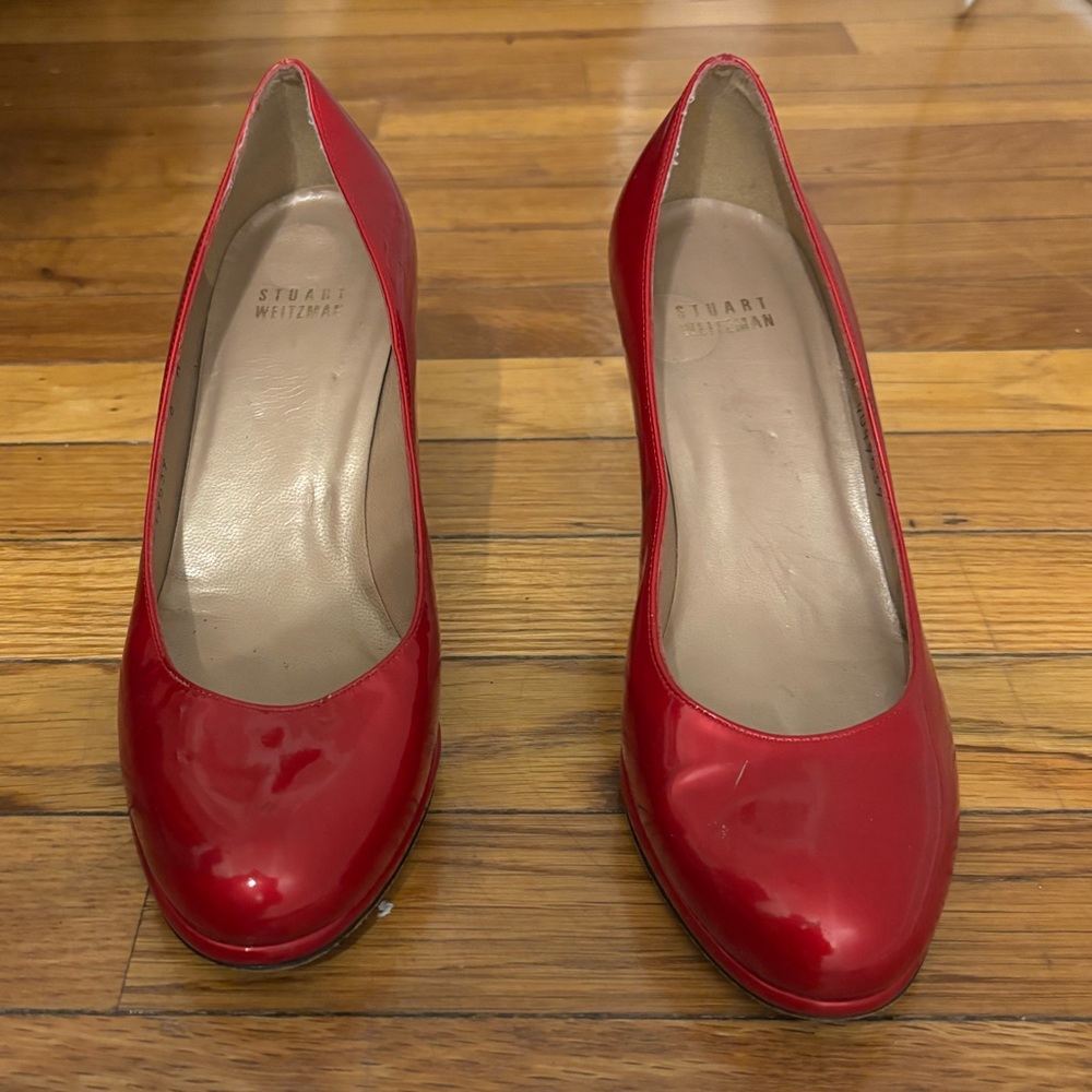 Stuart Weitzman Red Heels (6W)